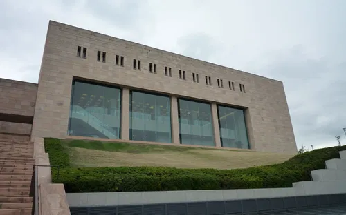 MOA Museum of Art