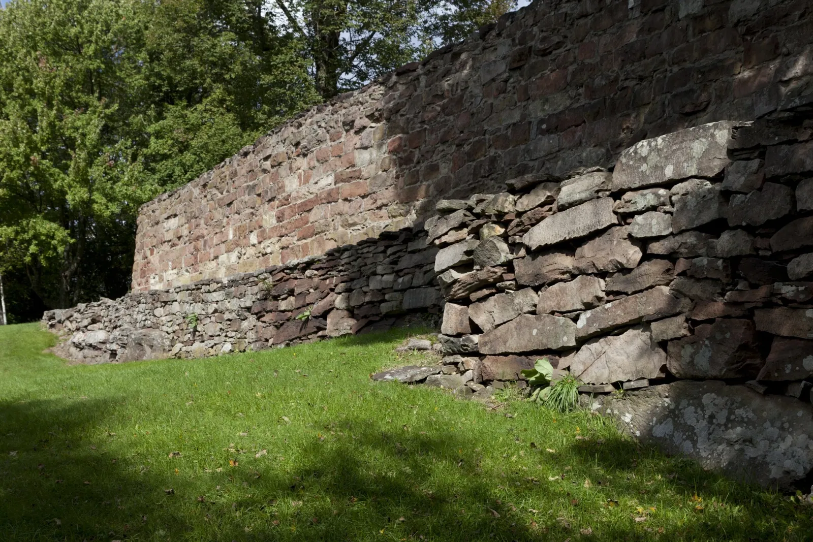 Old Newgate Prison and Copper Mine (closed)