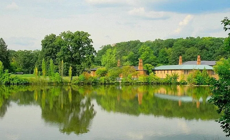 Cranbrook House and Gardens