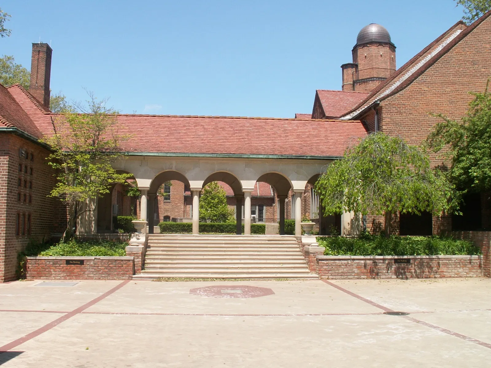 Cranbrook House and Gardens