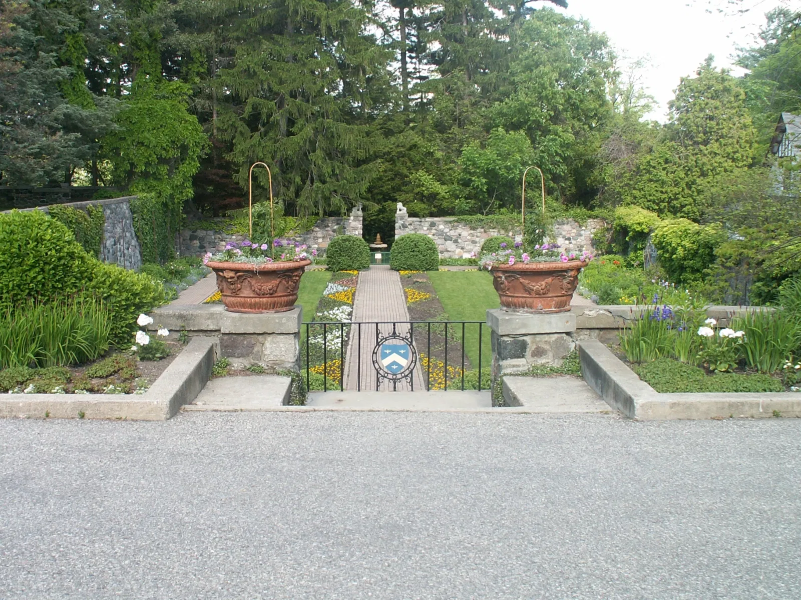 Cranbrook House and Gardens