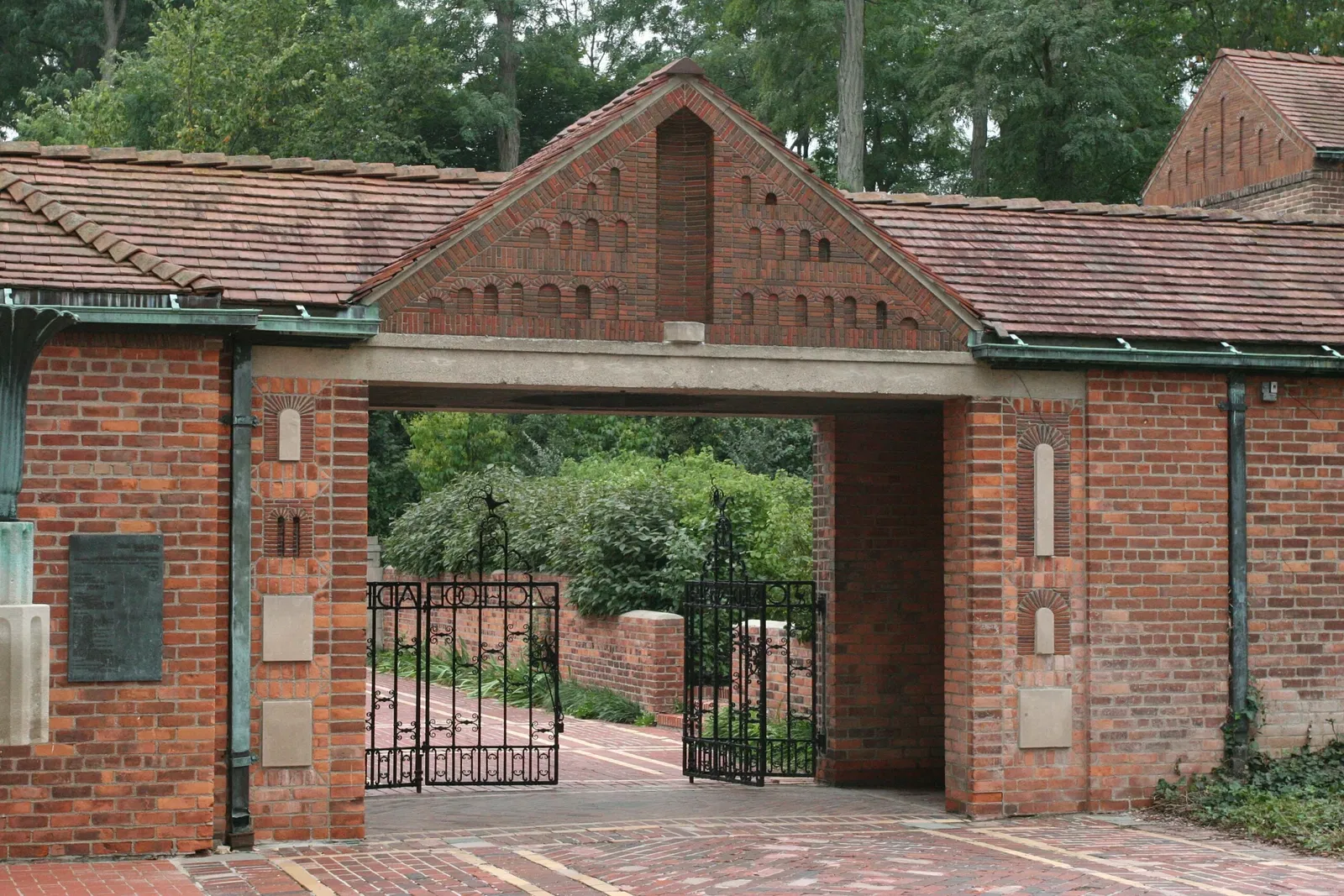 Cranbrook House and Gardens