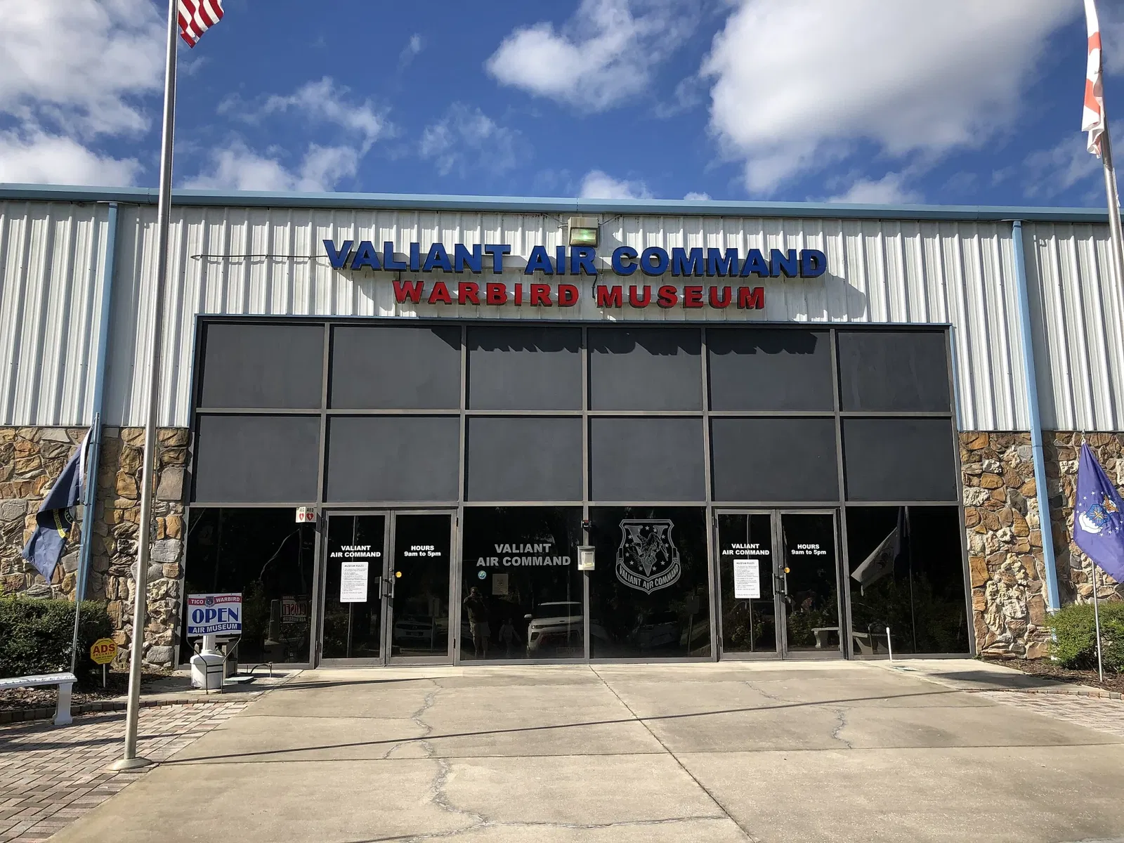 Valiant Air Command Warbird Aviation Museum