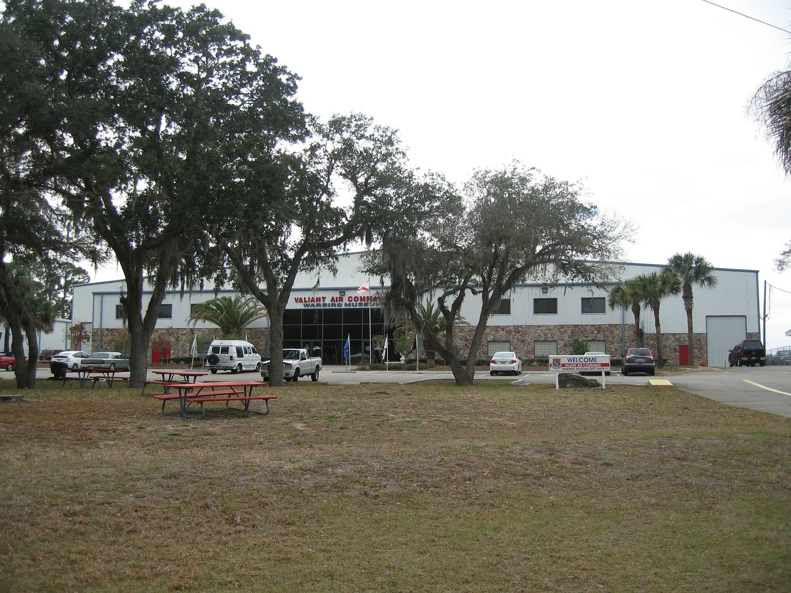 Valiant Air Command Warbird Aviation Museum