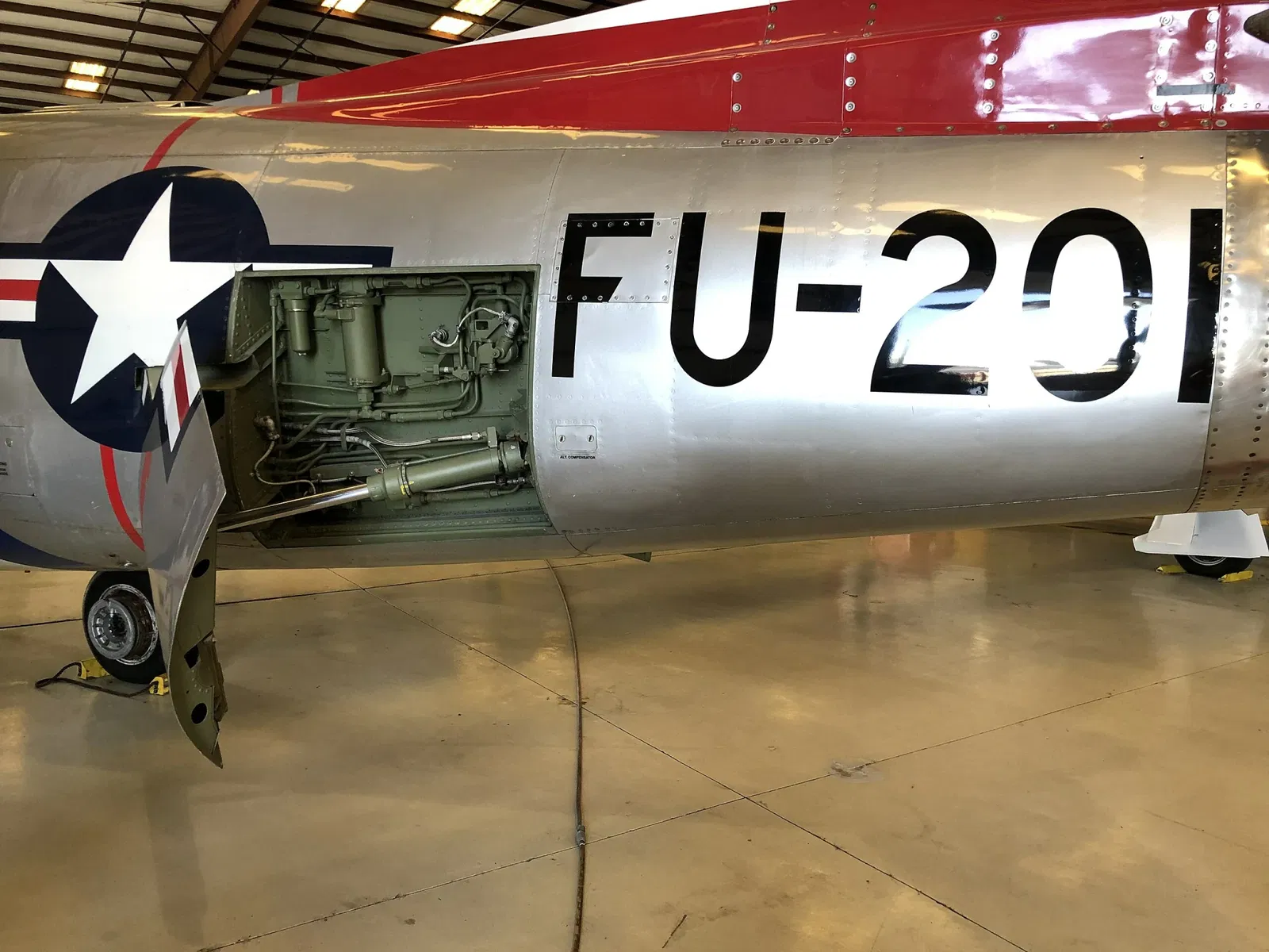 Valiant Air Command Warbird Aviation Museum