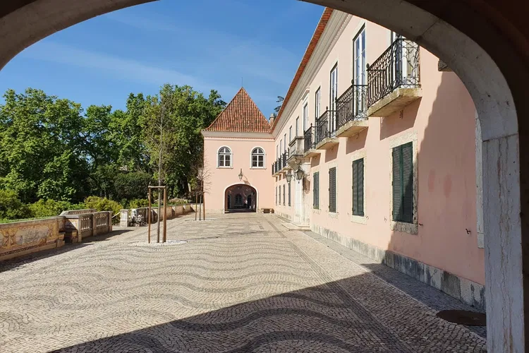 Palácio do Sobralinho