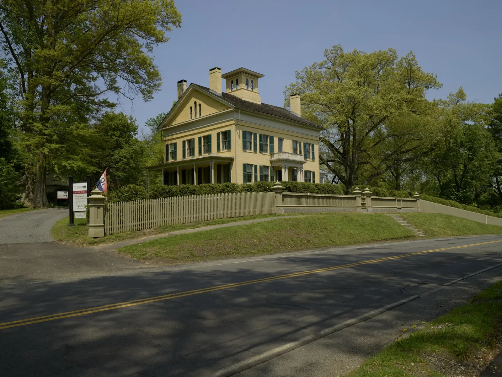 Emily Dickinson Museum