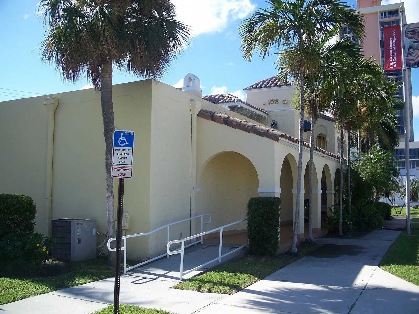 Art and Culture Center Hollywood