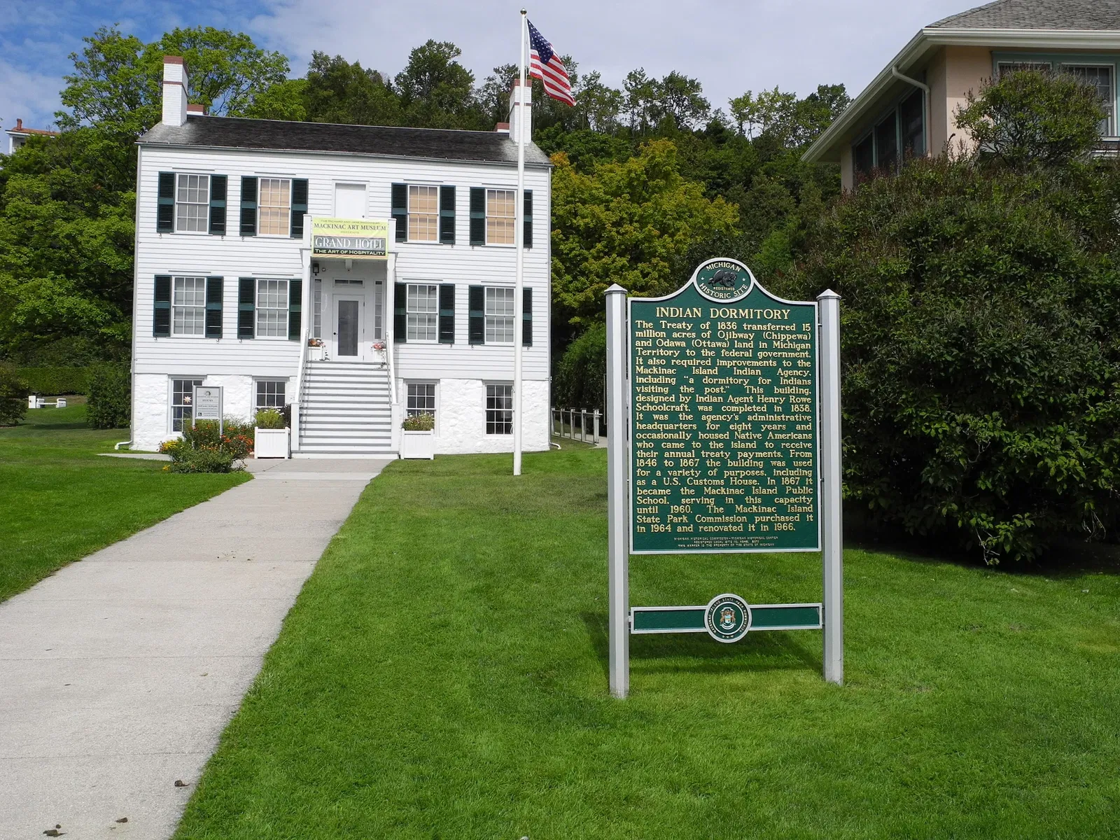 The Richard & Jane Manoogian Mackinac Art Museum