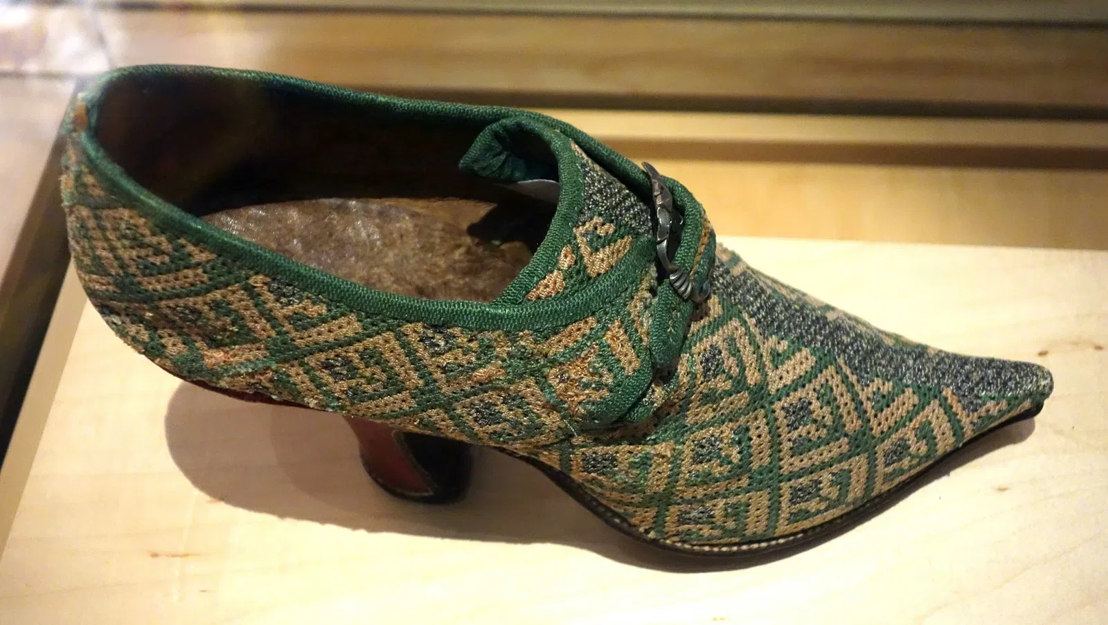 Bata Shoe Museum