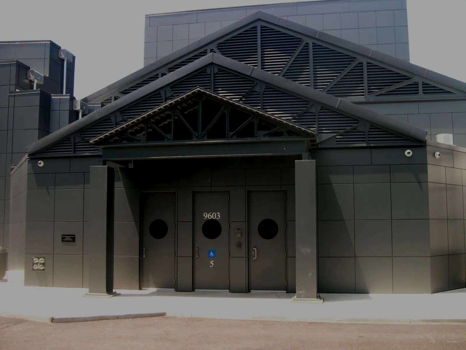 Illinois Holocaust Museum and Education Center