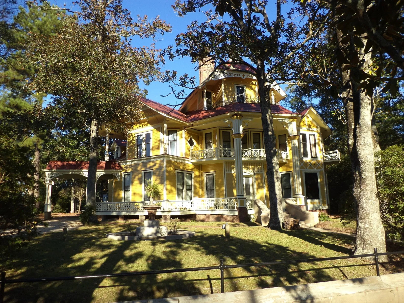 Lapham-Patterson House Museum