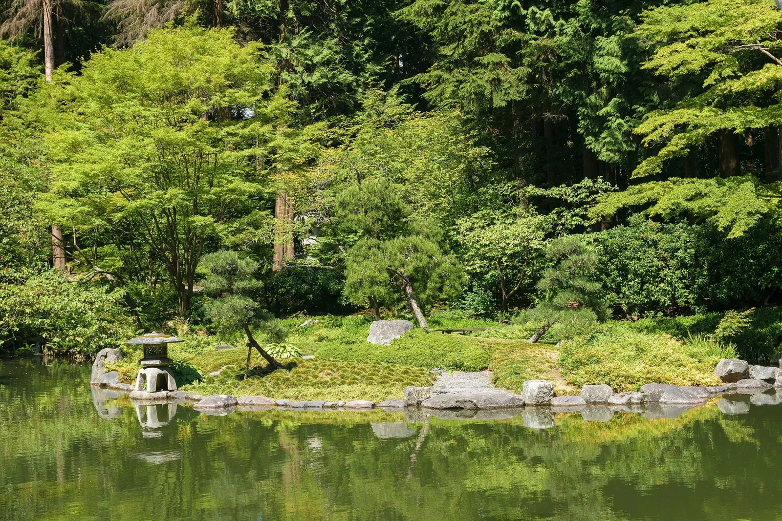 Nitobe Memorial Garden
