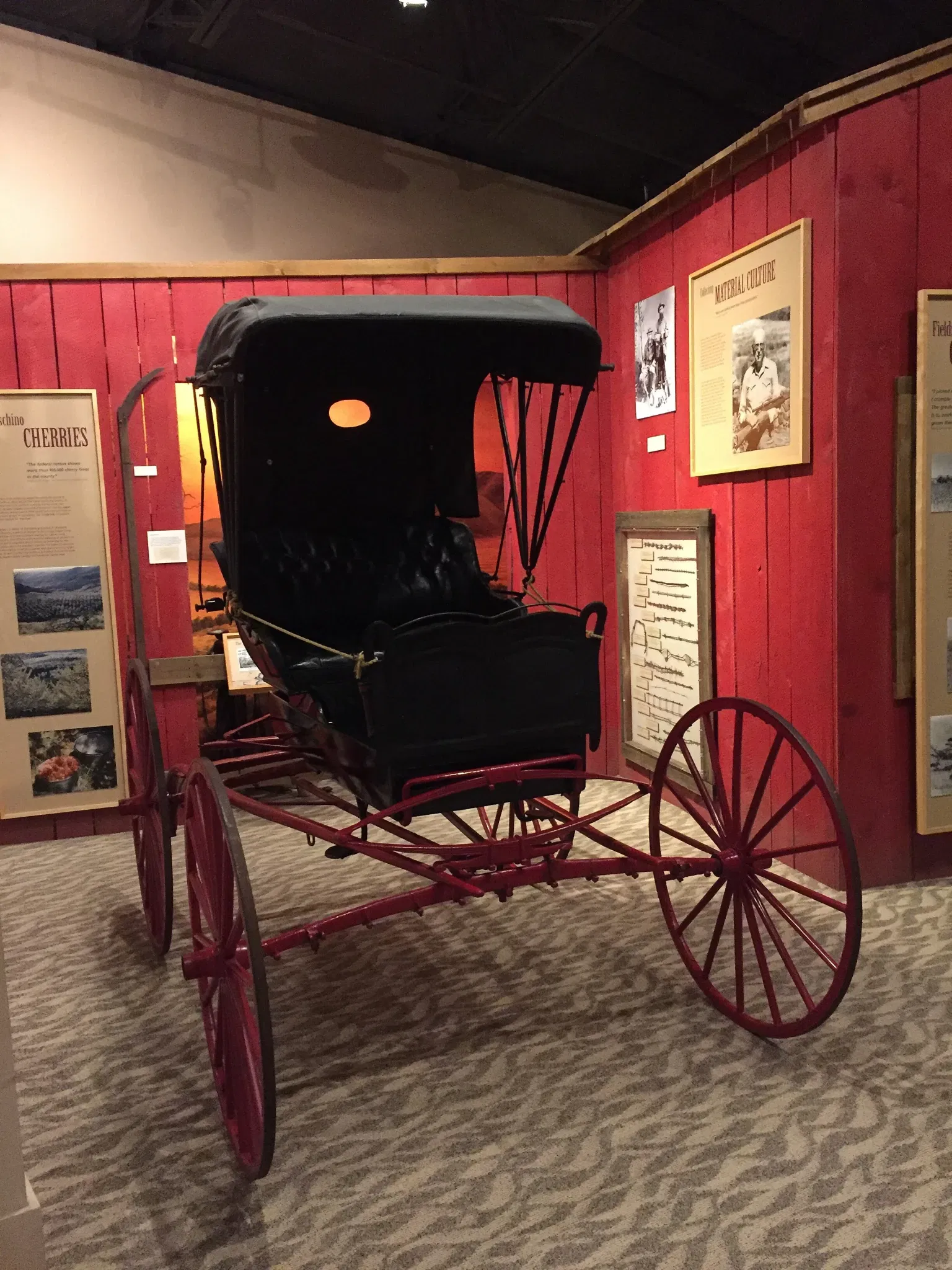 Columbia Gorge Discovery Center