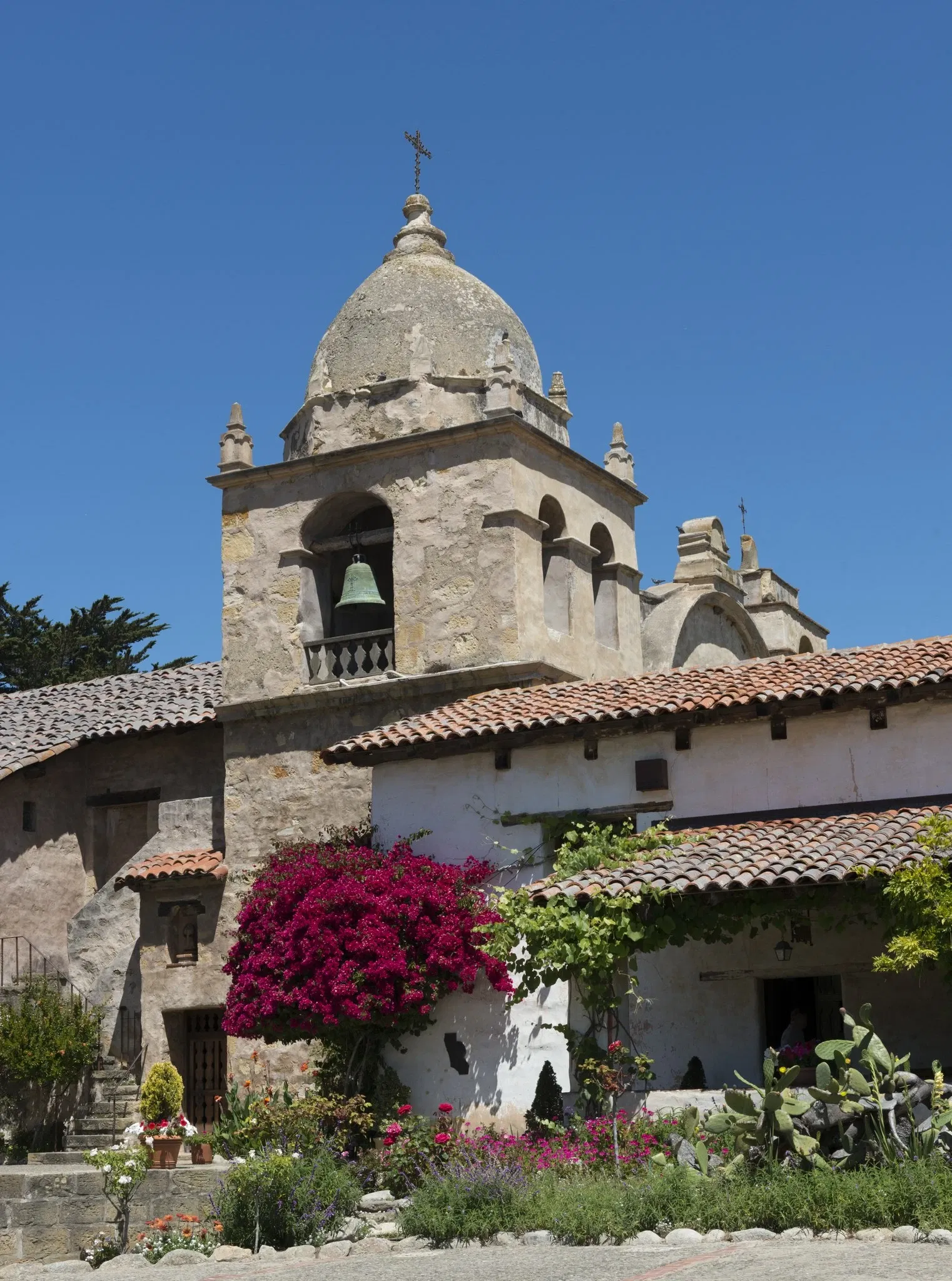 Mission San Carlos Borromeo De Carmelo