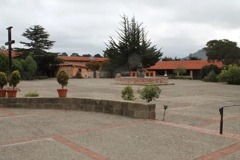 Misión San Carlos Borromeo de Carmelo