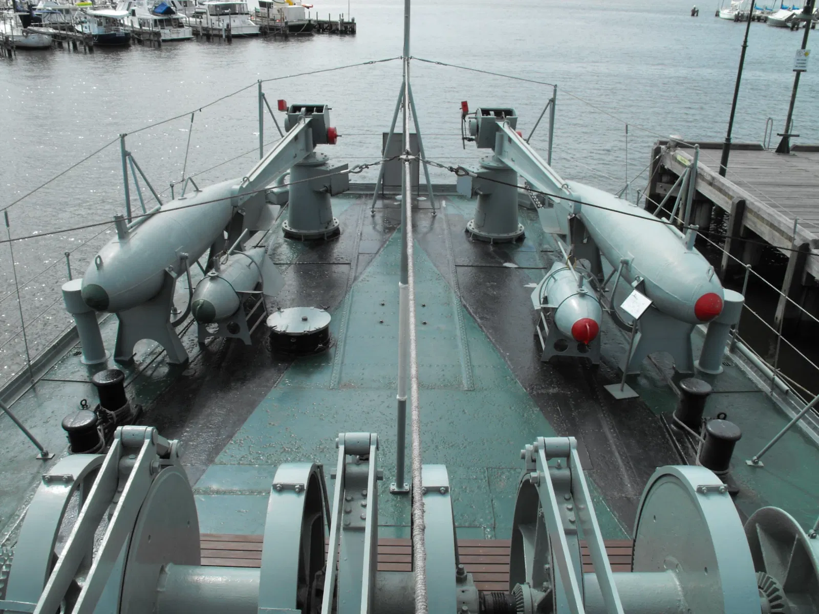 HMAS Castlemaine (J244)