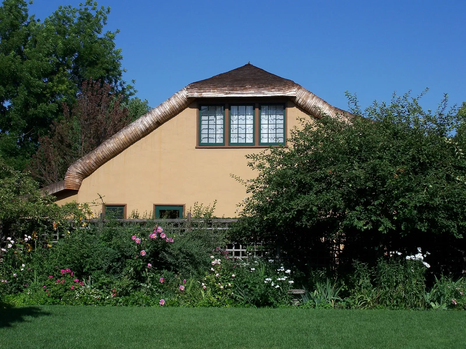 Ainsley House - Campbell Museums