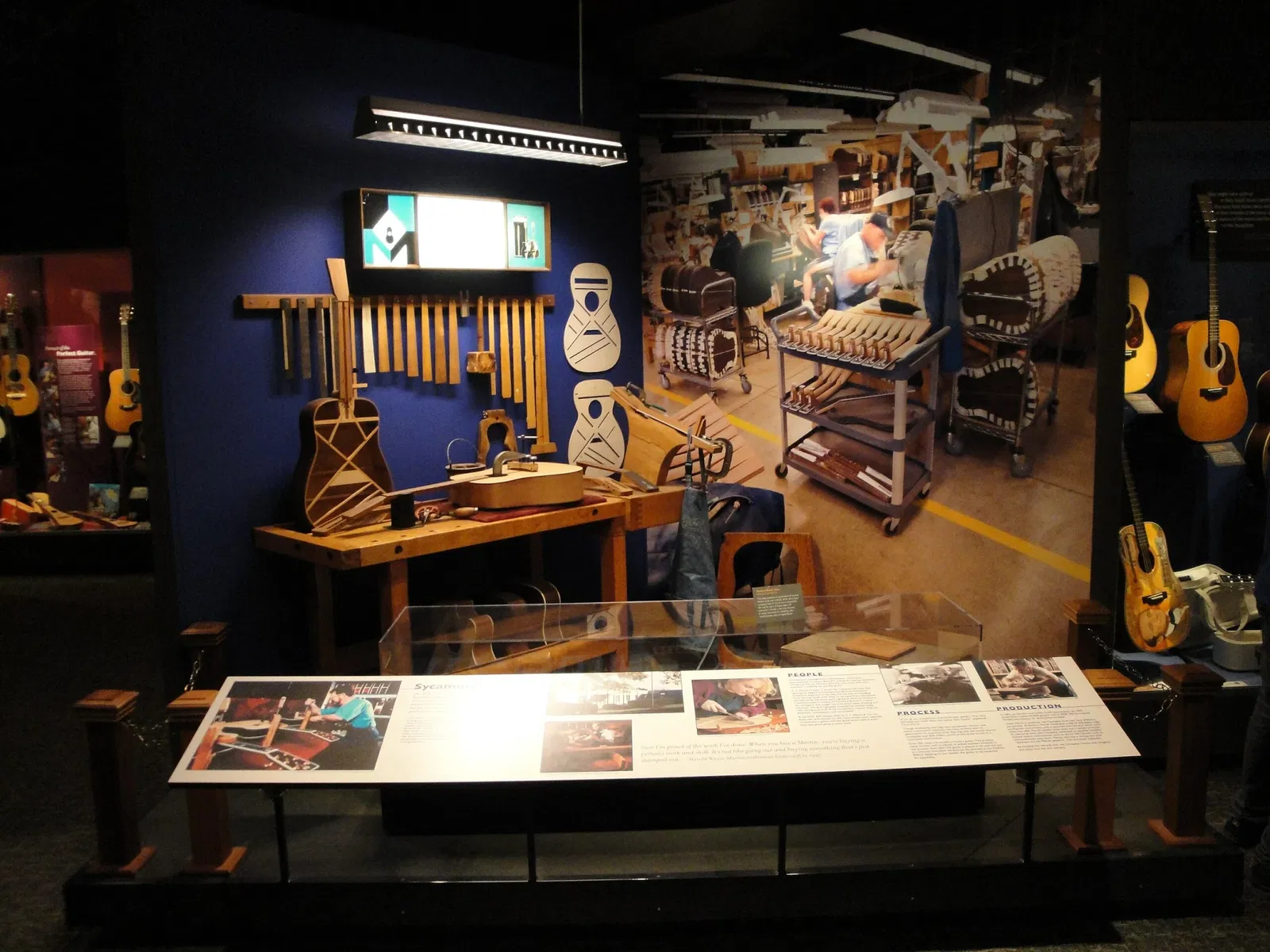 Martin Guitar Museum