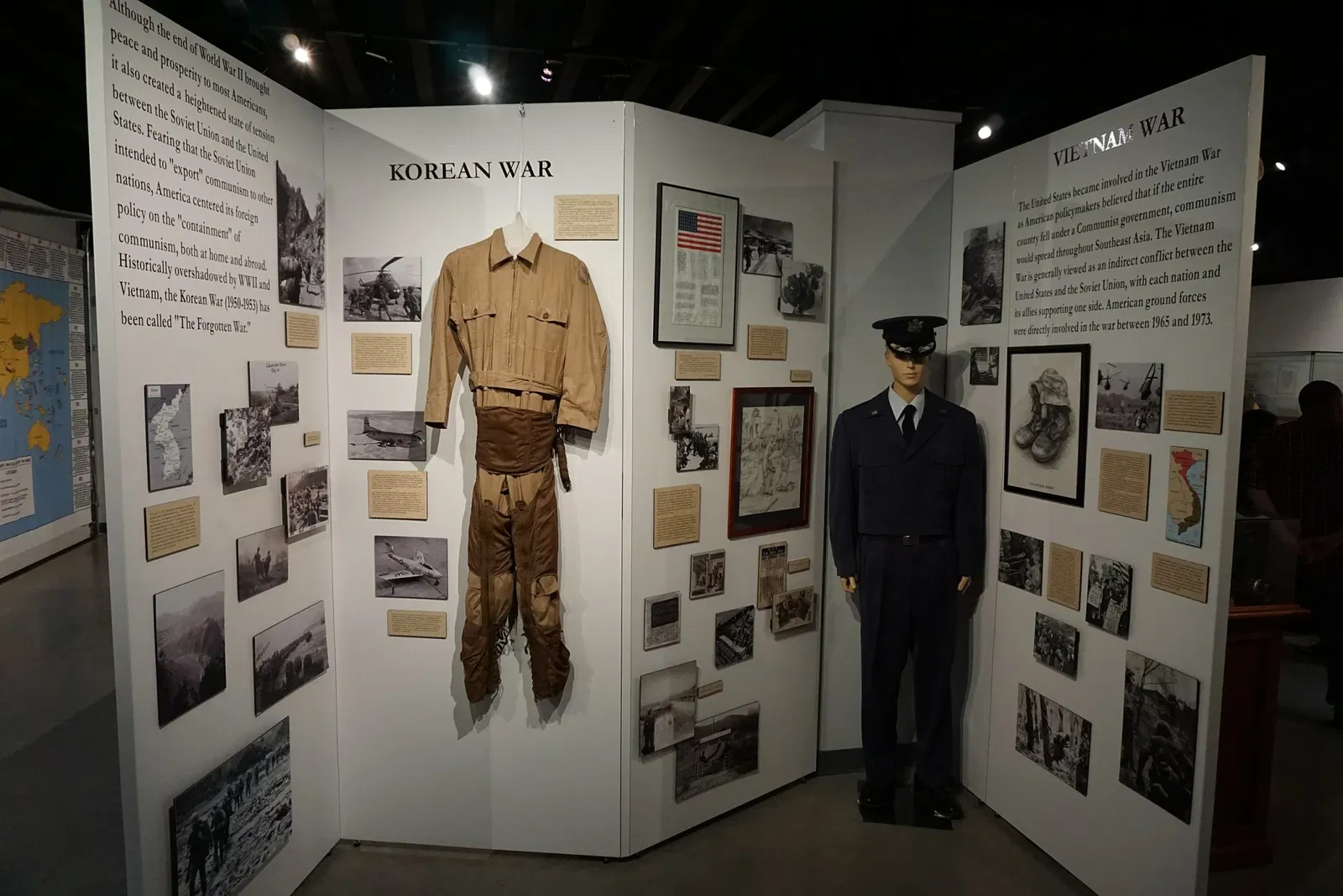 Audie Murphy Museum - Cotton Museum