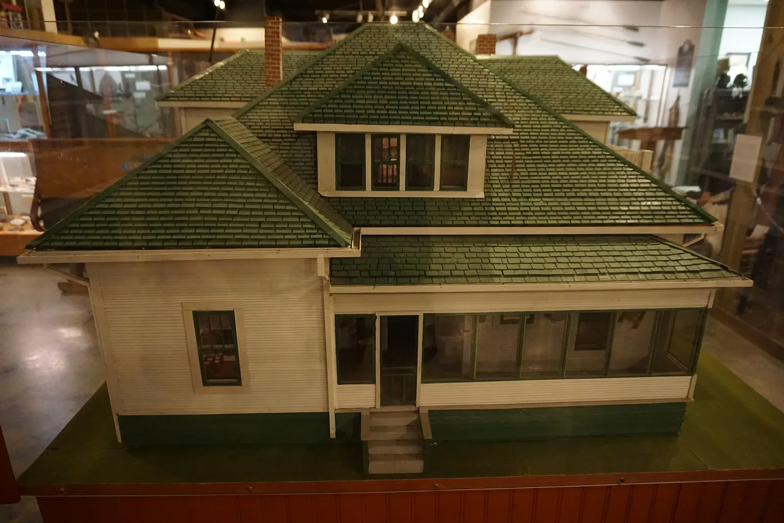 Audie Murphy Museum - Cotton Museum