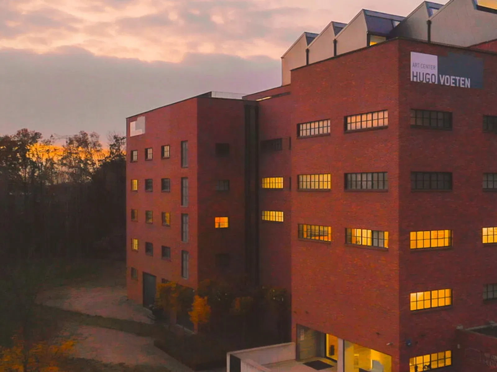Art  Center Hugo Voeten
