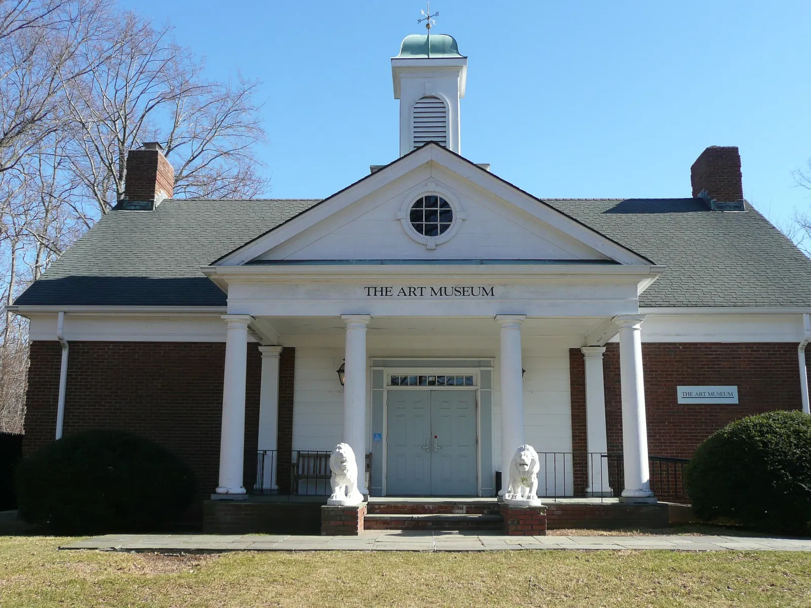 The Long Island Museum