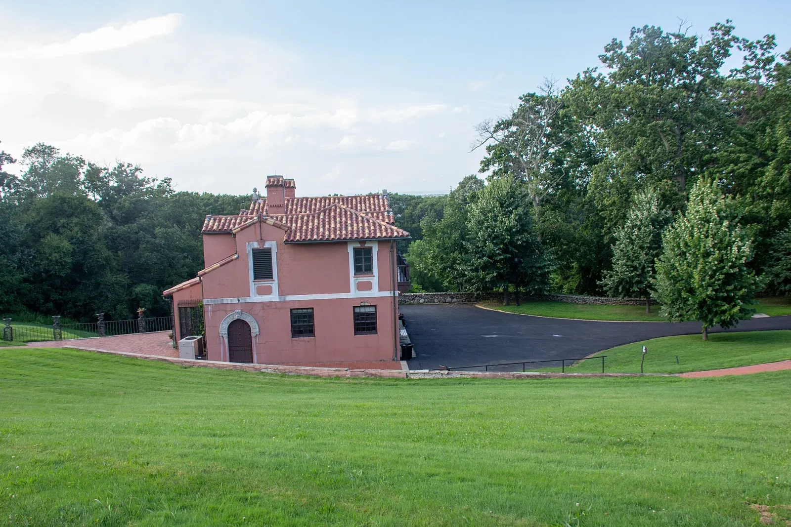 Vanderbilt Museum, Mansion, and Planetarium