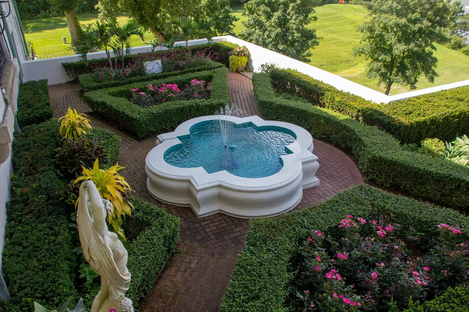 Vanderbilt Museum, Mansion, and Planetarium