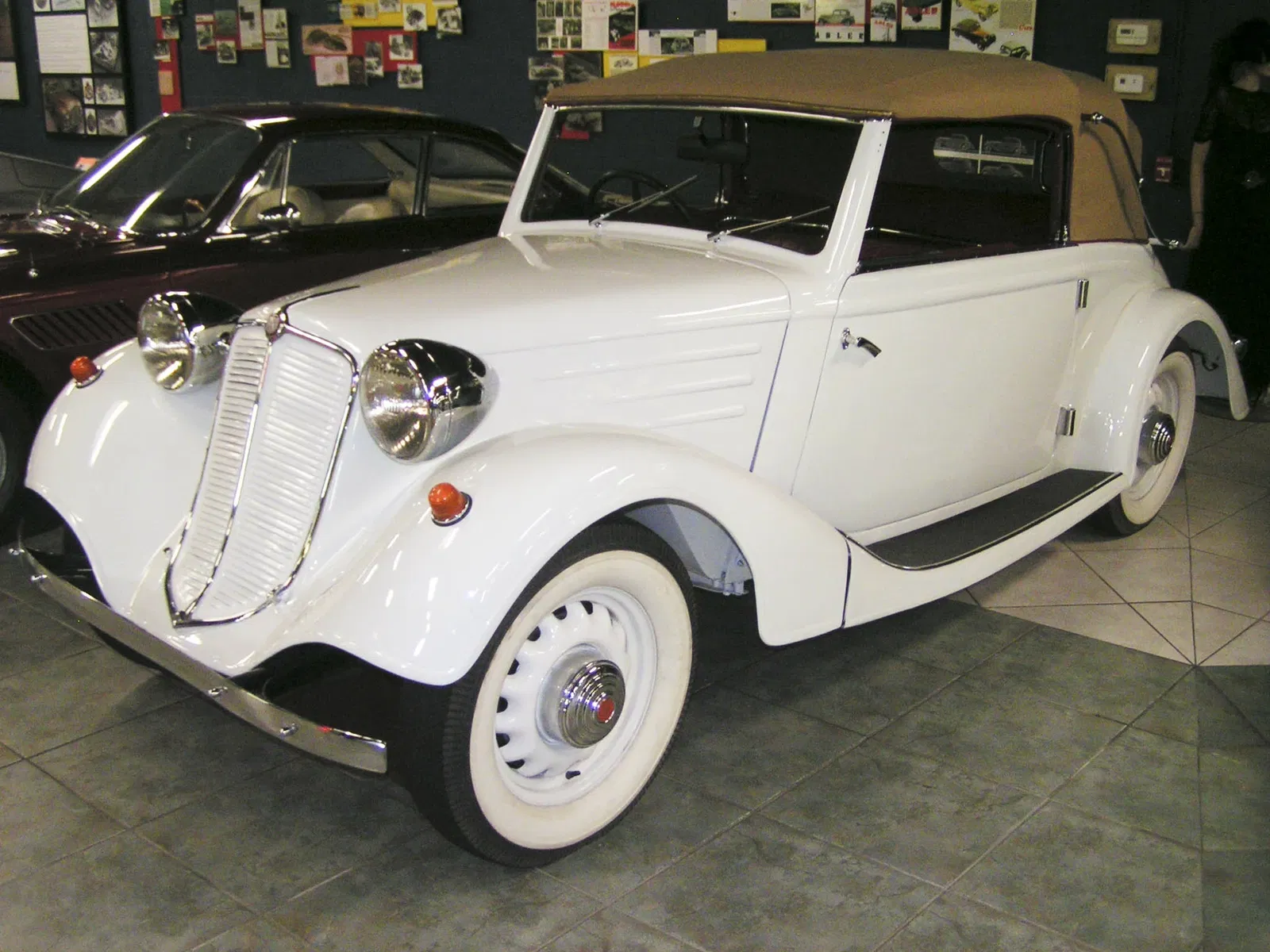 Tampa Bay Automobile Museum