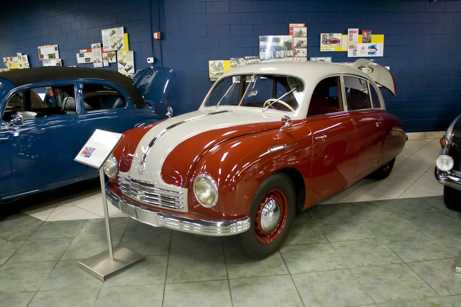 Tampa Bay Automobile Museum