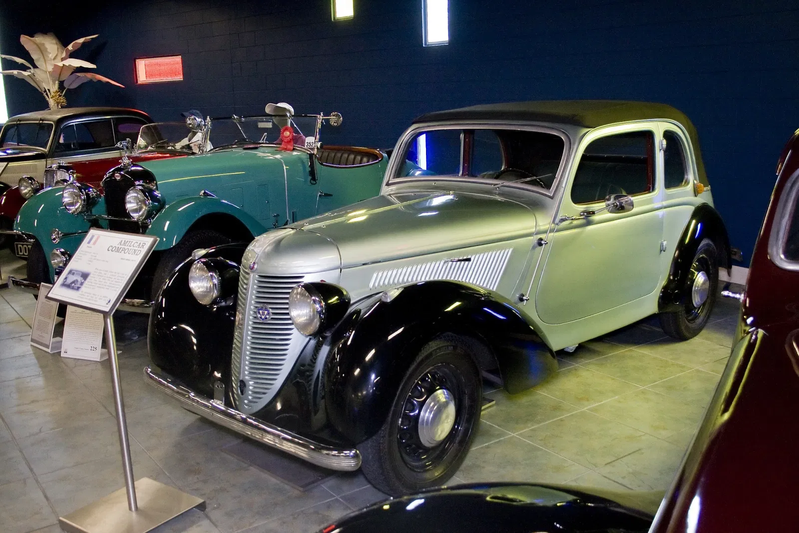 Tampa Bay Automobile Museum