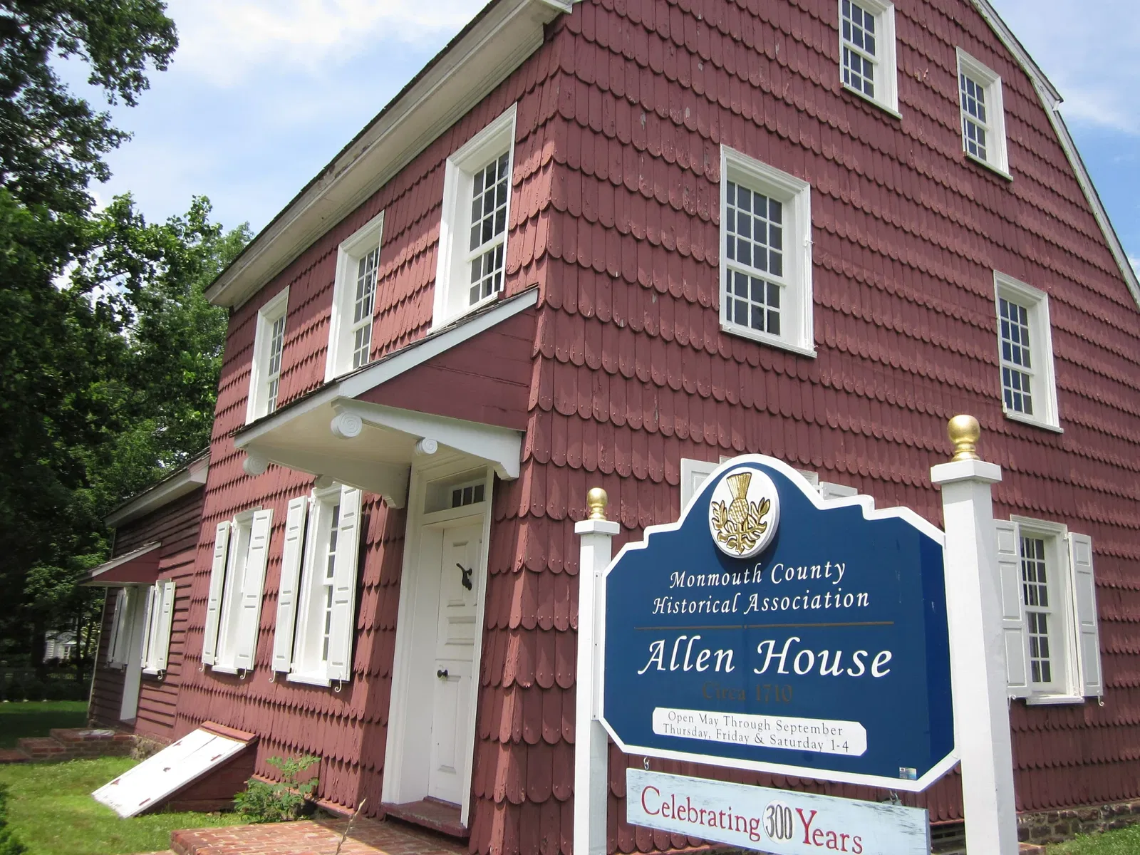 Allen House