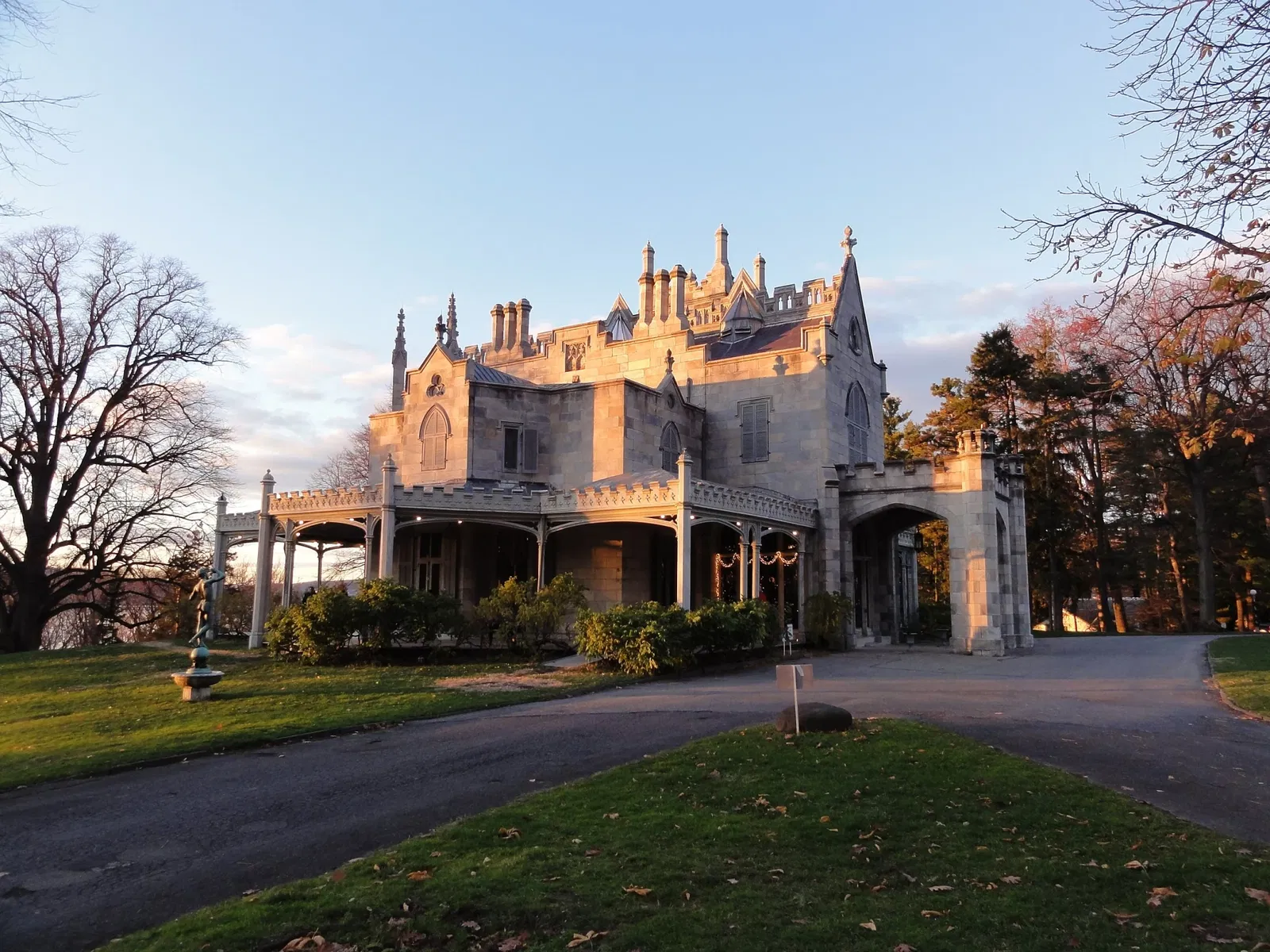 Lyndhurst Mansion