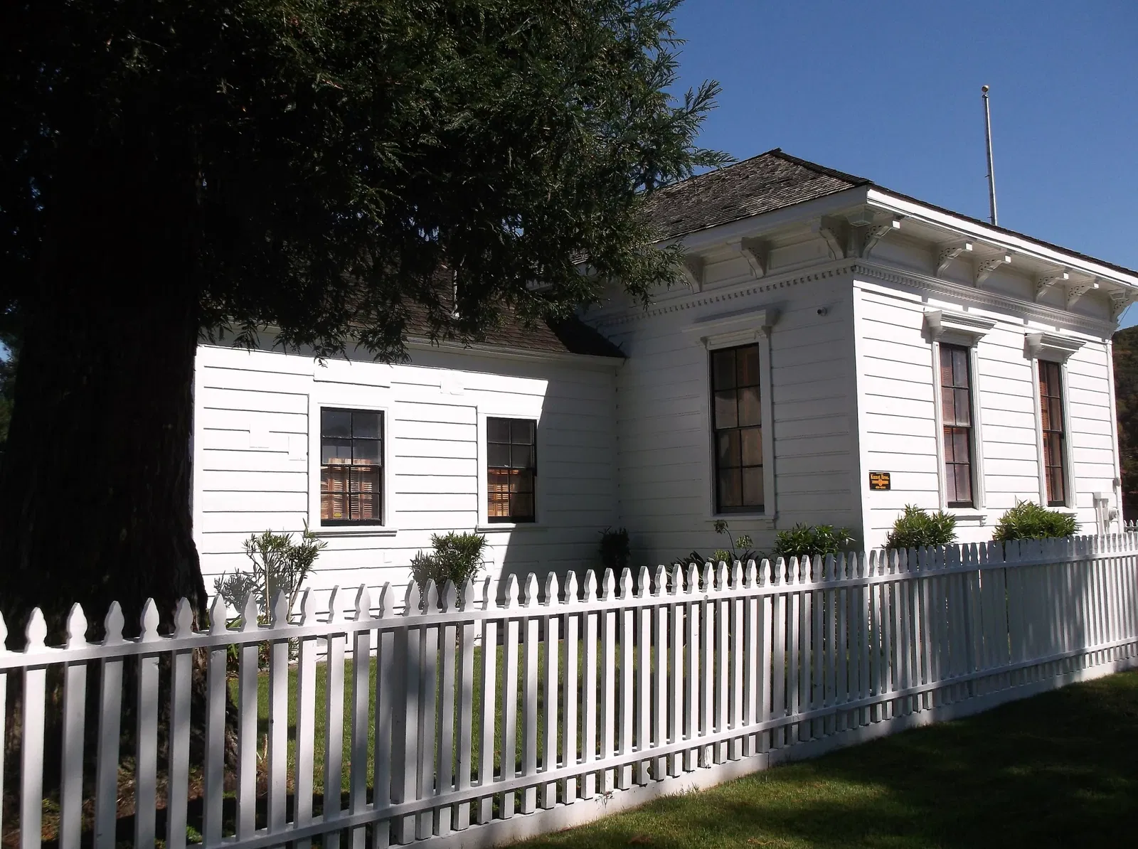 Dixie Schoolhouse