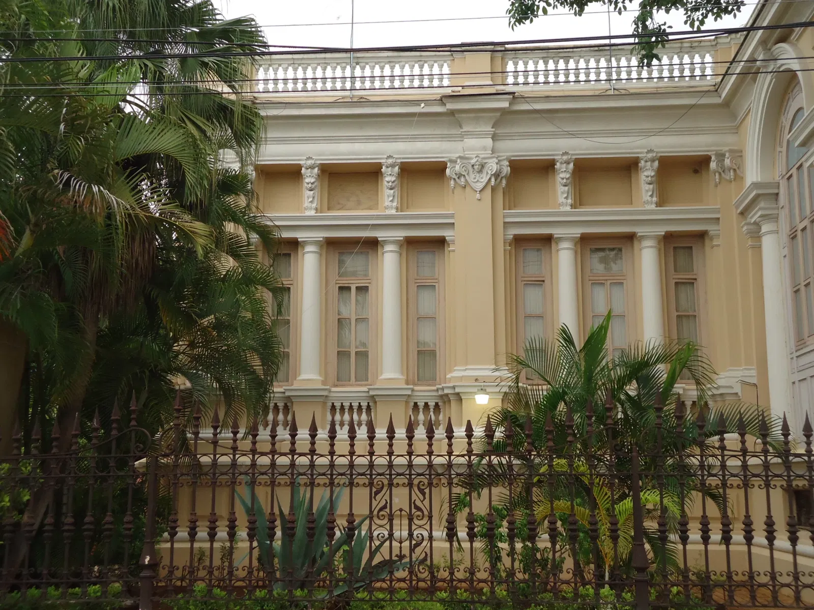 Museo Regional de Antropología de Yucatán, Palacio Cantón