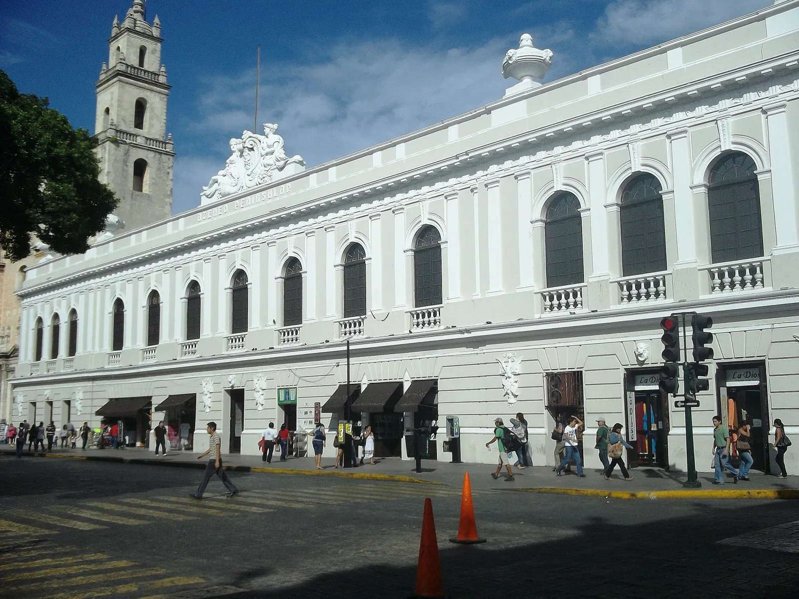 Museo Fernando García Ponce-MACAY