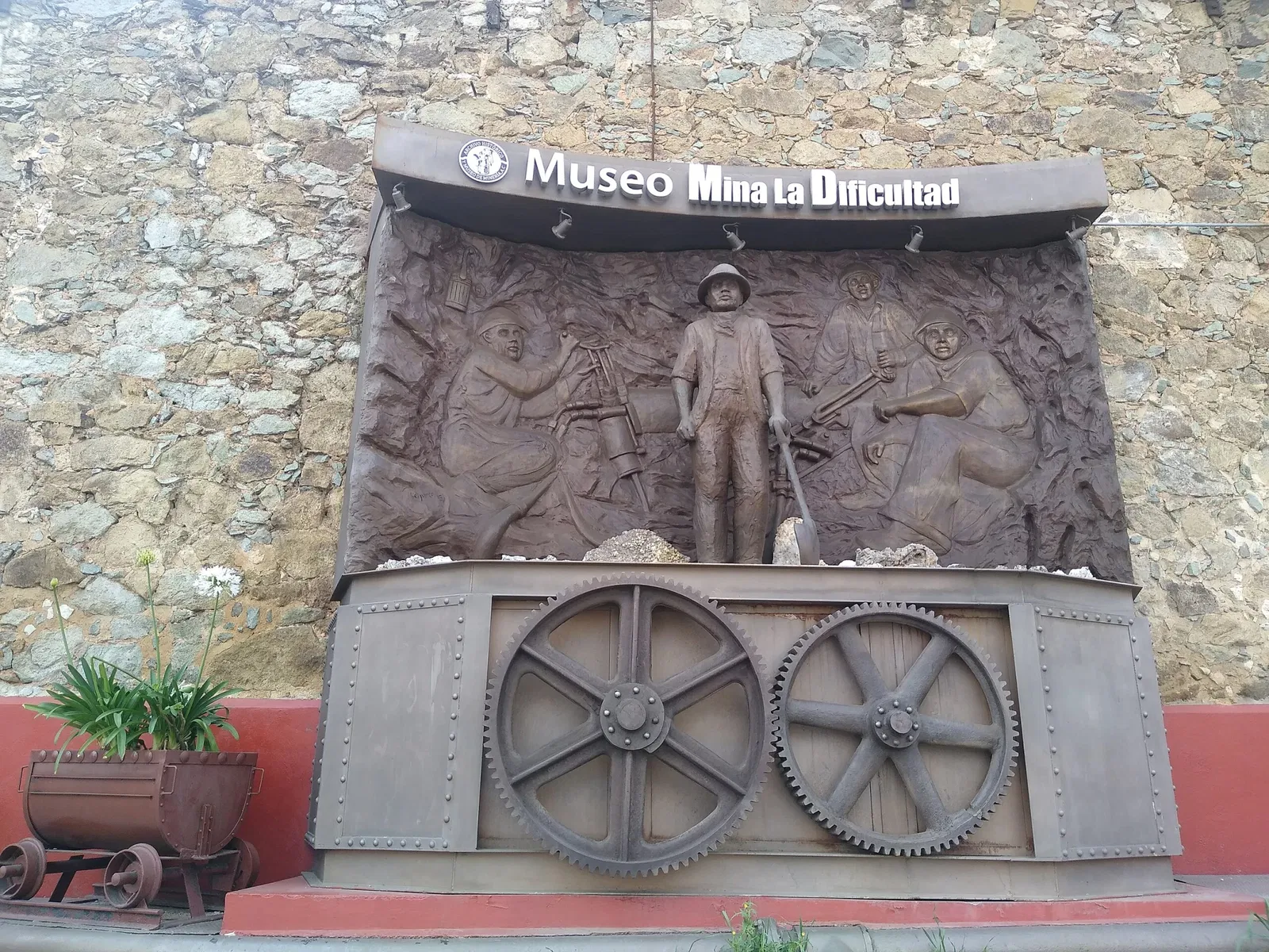 Site Museum and Interpretation Center Mina La Difficulty