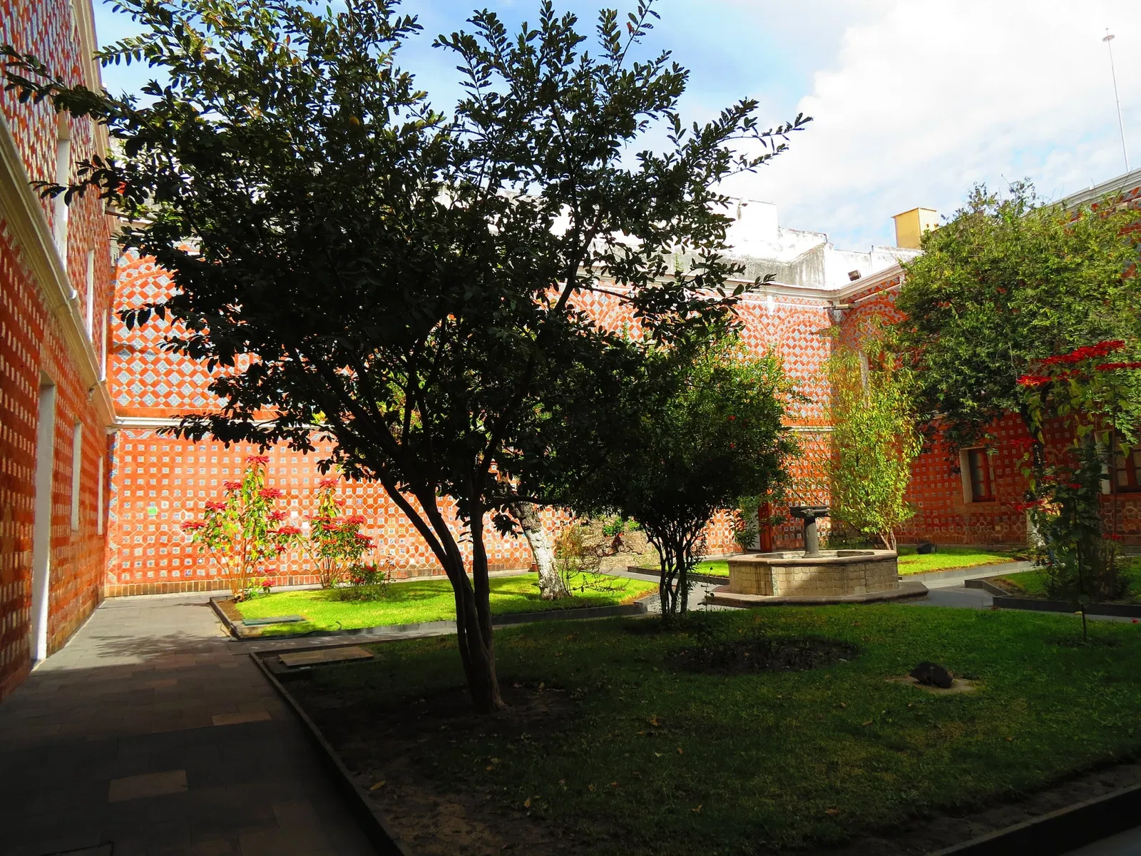 Museo de Arte Religioso Ex Convento Santa Monica
