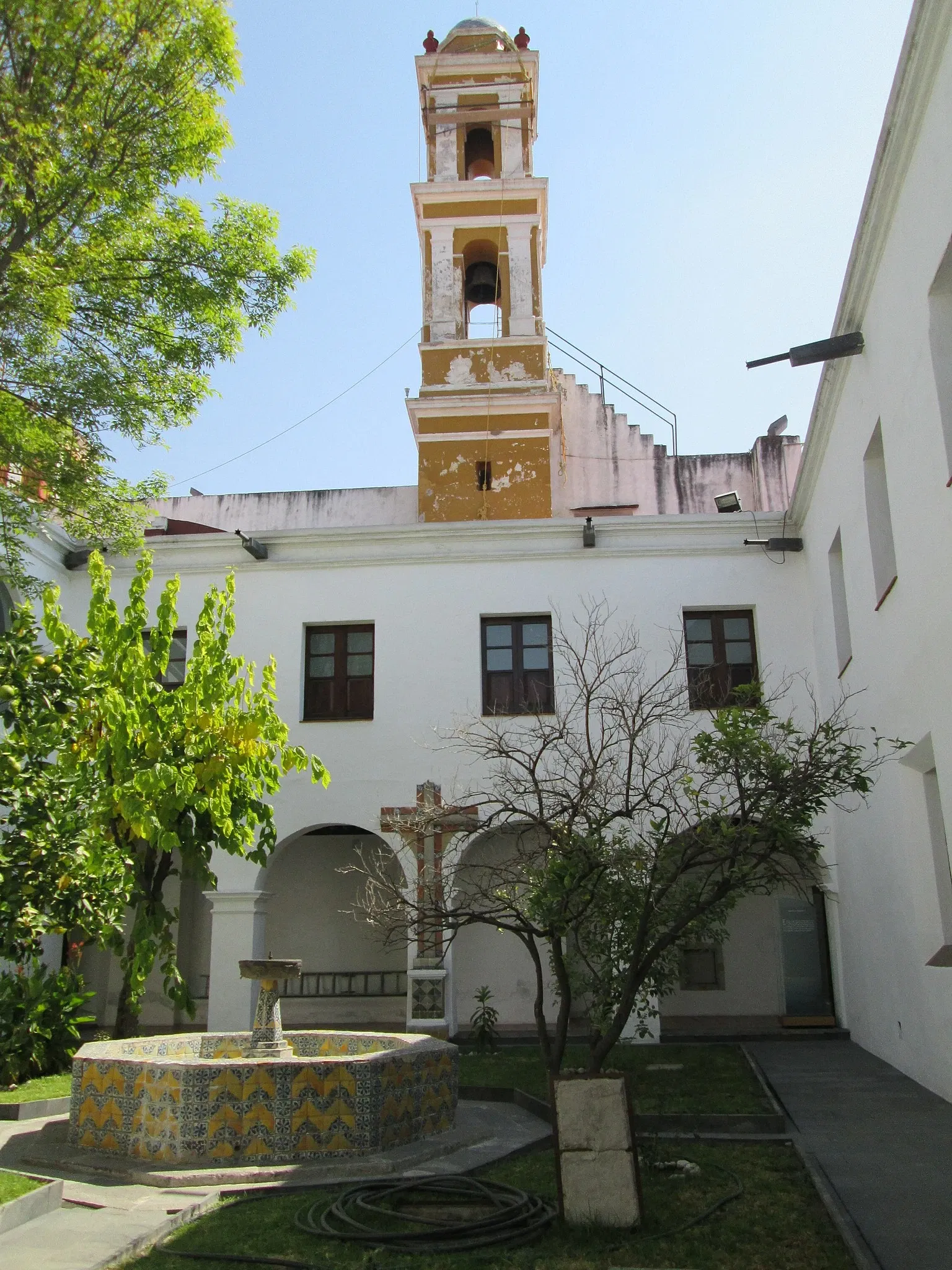 Museo de Arte Religioso Ex Convento Santa Monica