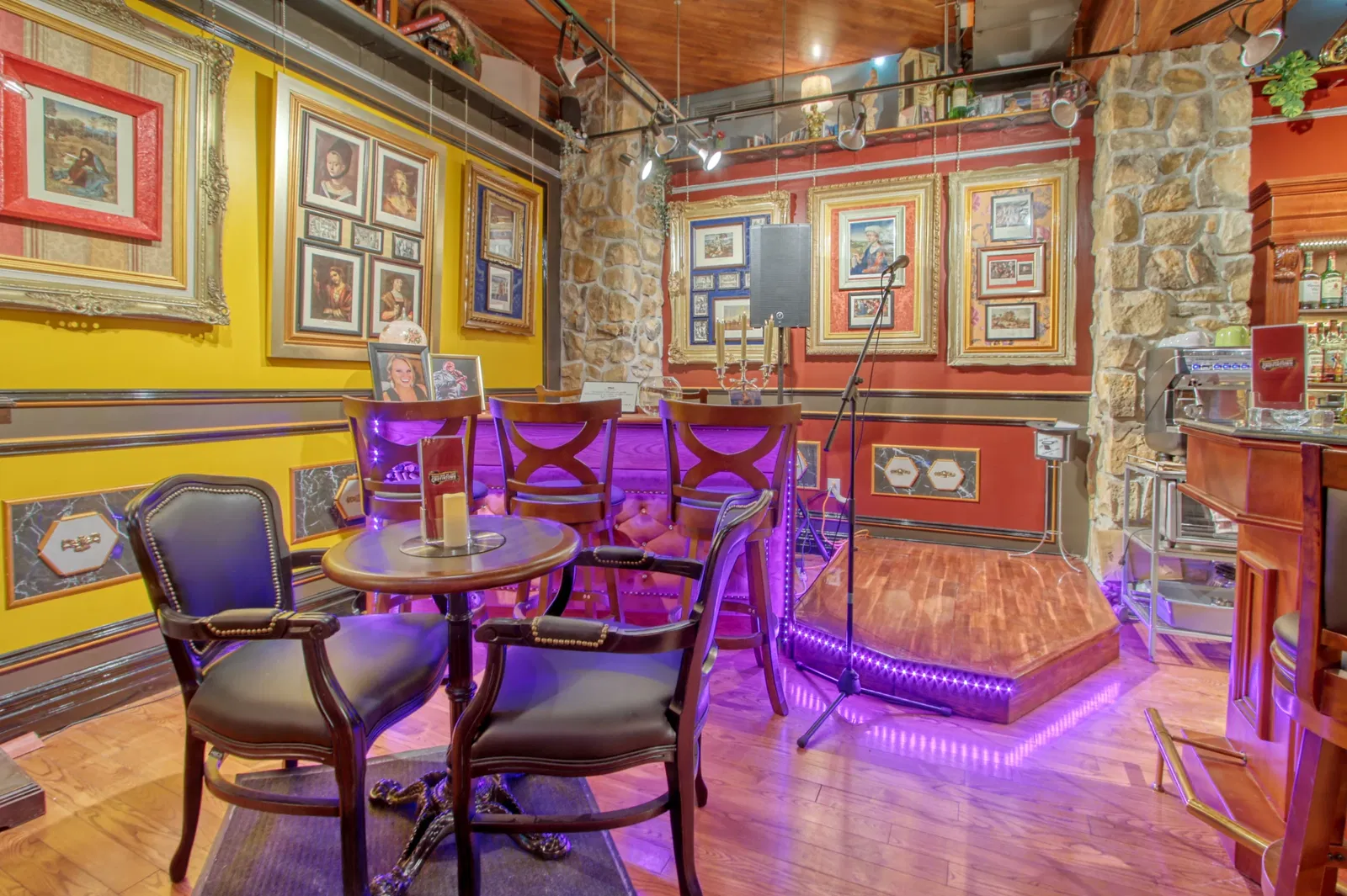 Montreal Art Center and Museum