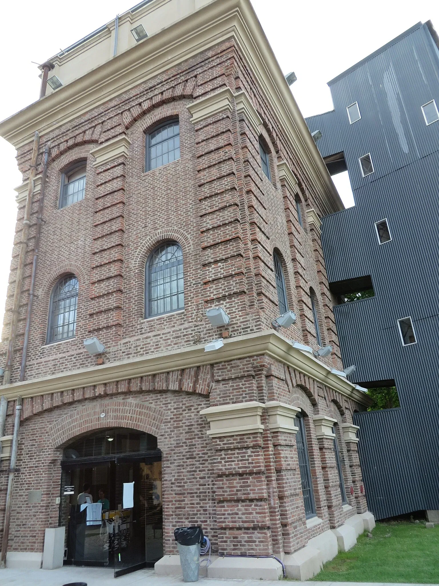 Museum of Architecture and Design (MARQ)