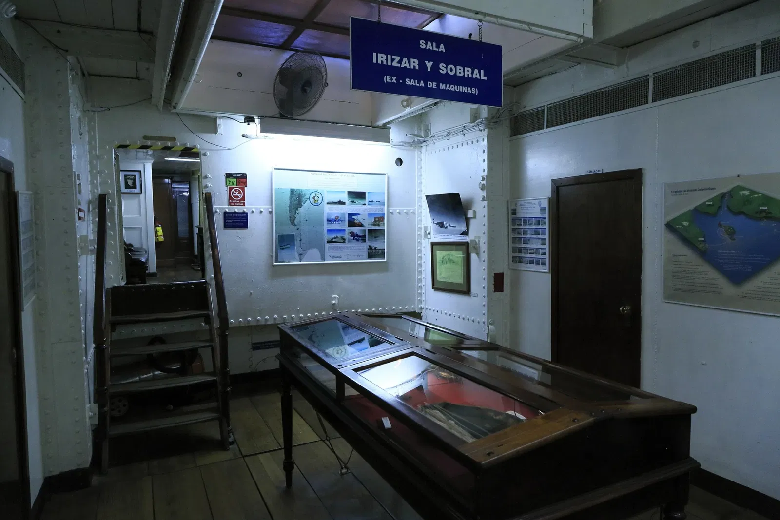 Buque Museo Corbeta A.R.A. Uruguay