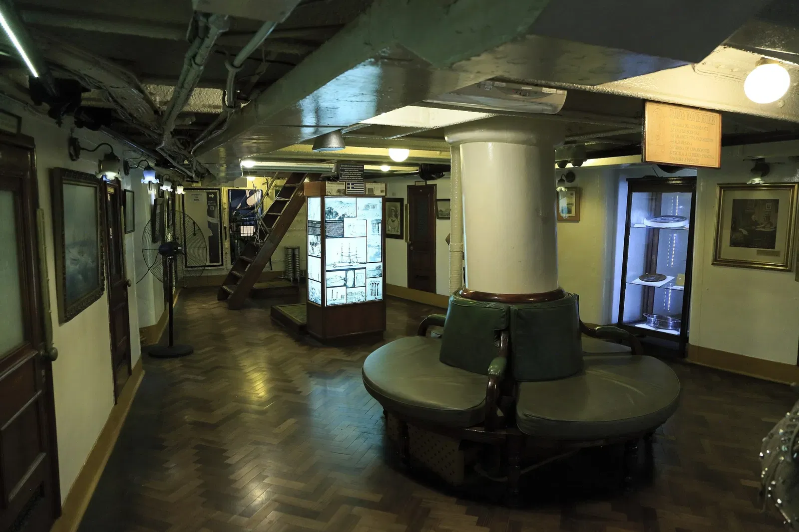 Buque Museo Fragata A.R.A. 'Presidente Sarmiento'