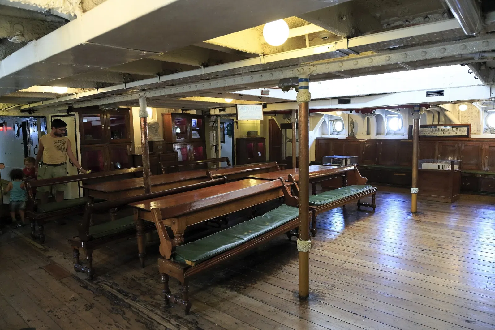 ARA Presidente Sarmiento