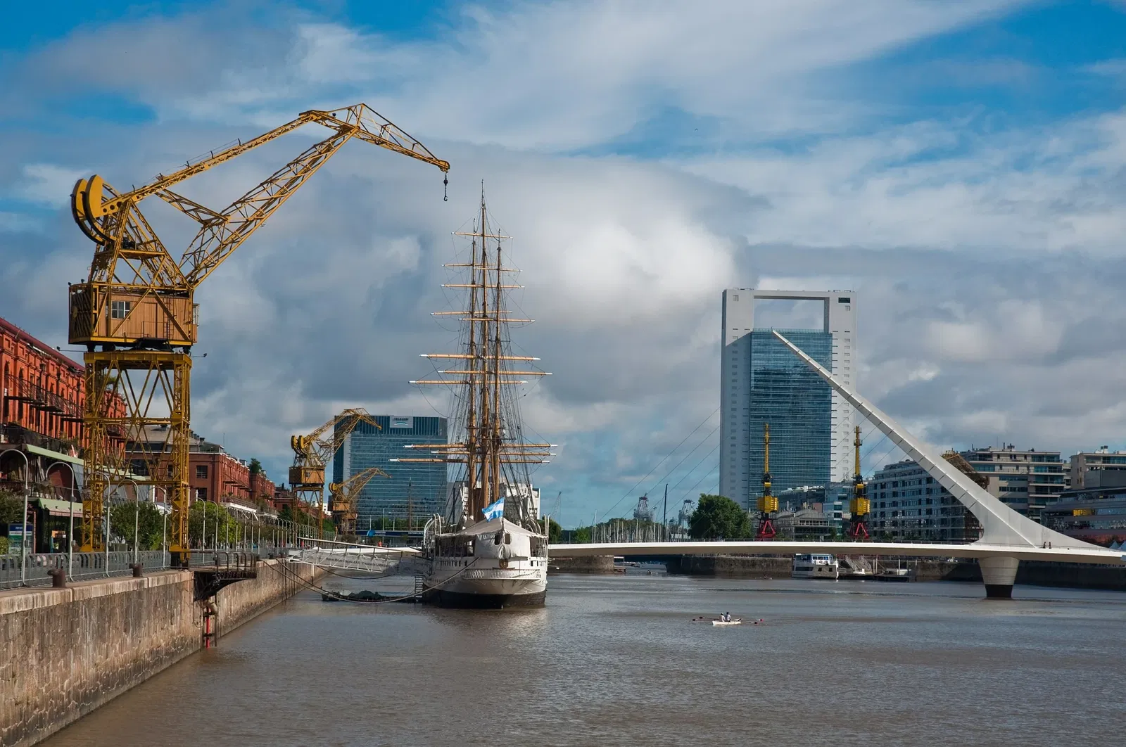 ARA Presidente Sarmiento