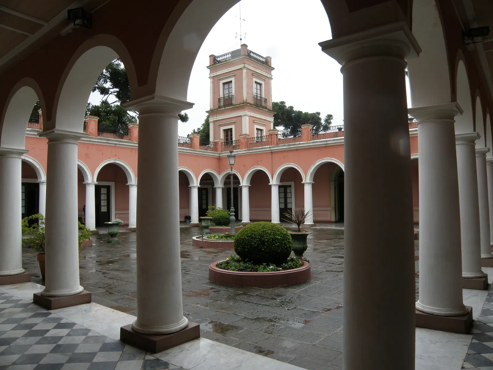 Palais San José