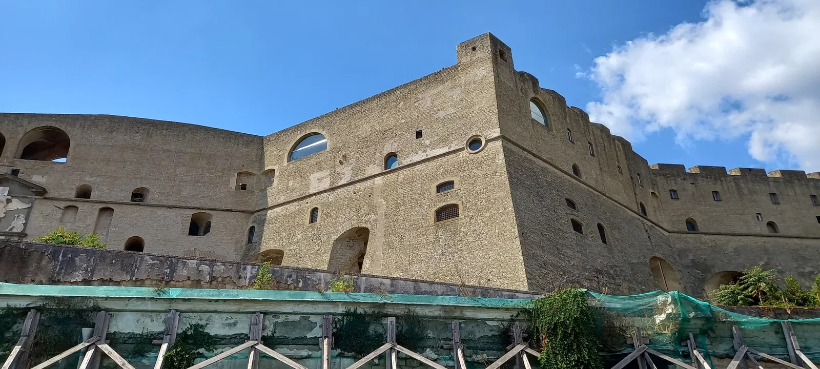 Castel Sant’Elmo (Neapel)