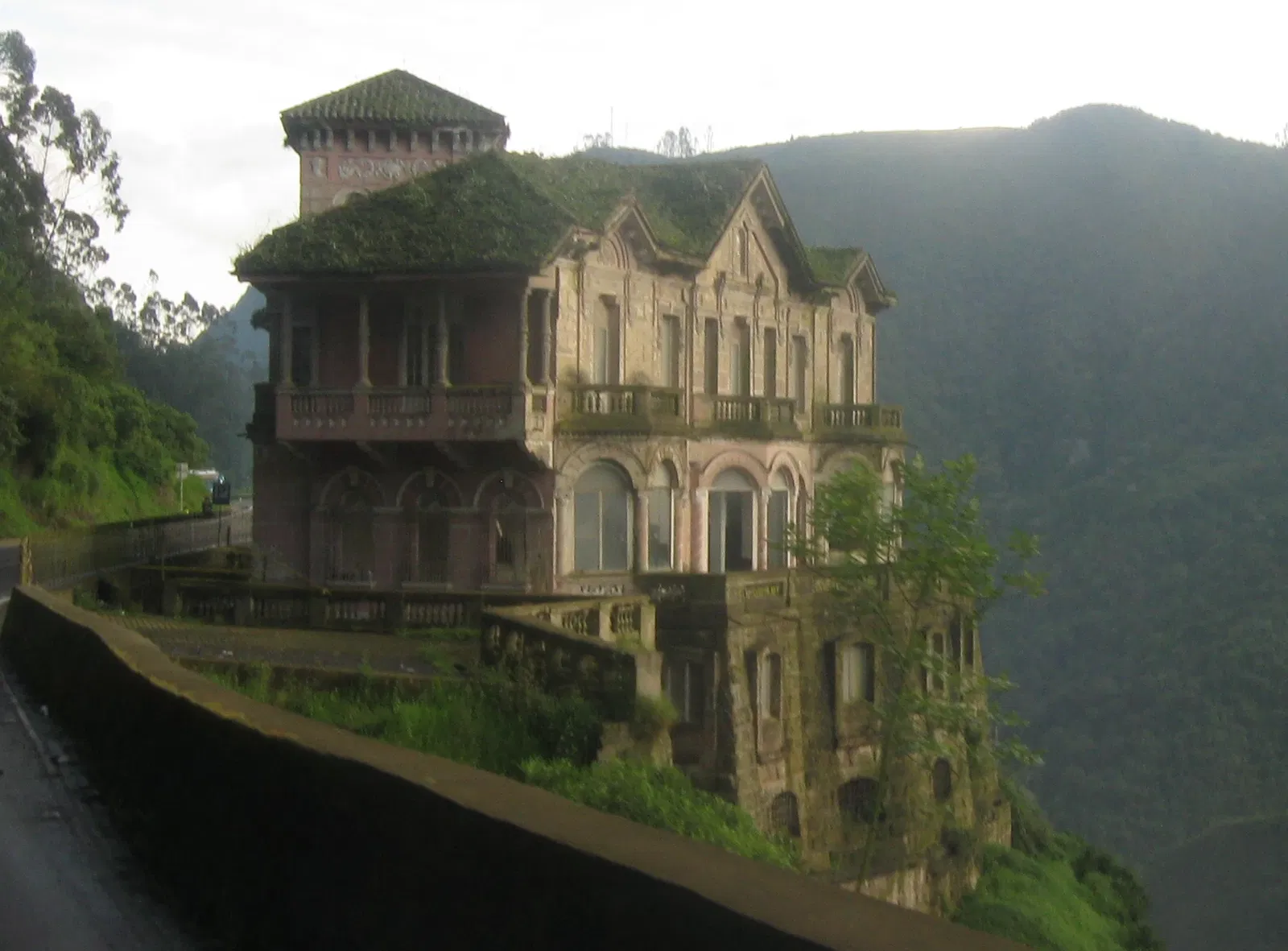 Casa Museo Salto de Tequendama Biodiversidad y Cultura