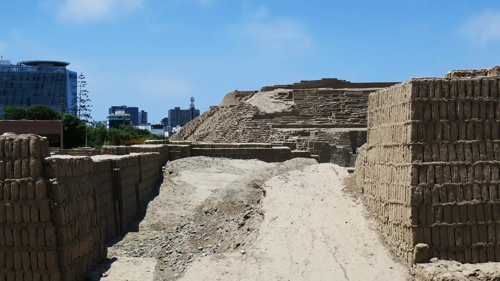 Huaca Pucllana Site Museum